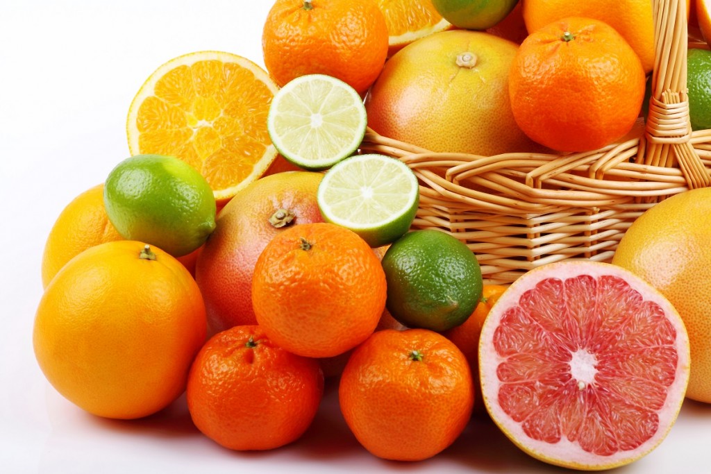 Lime,mandarini,pompelmo rosa e arance